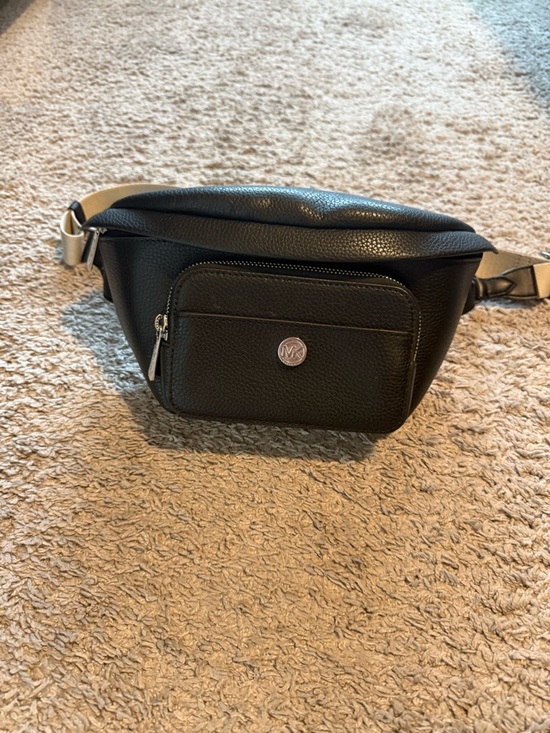 Michael Kors Black Leather Belt Bag with Cream Canvas Strap - Picture 2 of 2